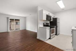 240 W Lincoln Ave Unit 16, Escondido, CA 92026