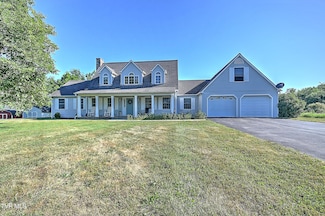 630 Colecrest Dr, Chilhowie, VA 24319