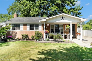 12141 Danforth Dr, Sterling Heights, MI 48312