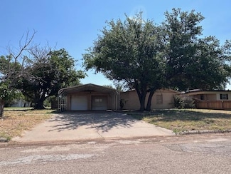 1644 Dallas St, Colorado City, TX 79512