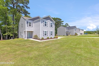 107 Tralee Place, Holly Ridge, NC 28445