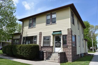 111 W Columbia St, South Whitley, IN 46787
