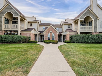 229 Brookwood Dr Unit 9, South Lyon, MI 48178