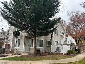 45 Stevens Ct Unit 3145, Bedminster, NJ 07921