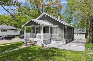 203 E Stewart Ave, Flint, MI 48505