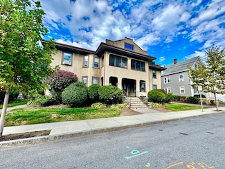 80 Myrtle St Unit 1, Waltham, MA 02453