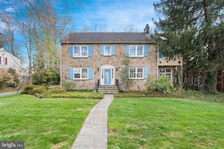 110 Country Club Dr, Wilmington, DE 19803