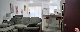 18530 Hatteras St Unit 232, Tarzana, CA 91356