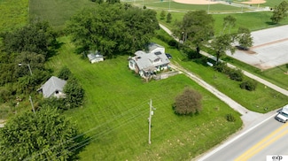 7606 S 66th St, La Vista, NE 68128