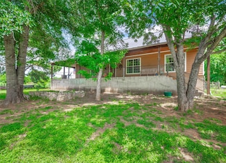 209 Sayers Rd, Elgin, TX 78621