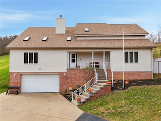 327 Sugar Run Rd, Waynesburg, PA 15370