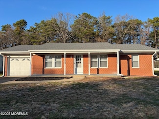 32 Constitution Blvd, Manchester Township, NJ 08759