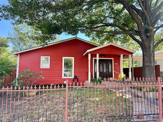 2320 Village Way, Dallas, TX 75216