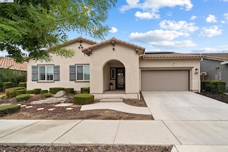 557 Albany St, Lathrop, CA 95330