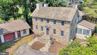 284 Old Mill Rd, Parkesburg, PA 19365