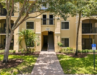 3020 Alcazar Place Unit 108, Palm Beach Gardens, FL 33410