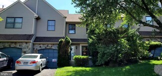 93 Bellwood Dr, Feasterville Trevose, PA 19053