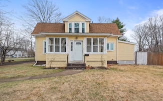 90 Berlin St, Southington, CT 06489