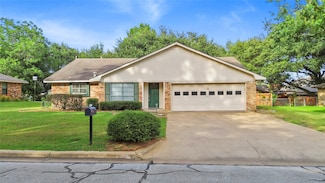 2201 Glenda Blvd, Brenham, TX 77833