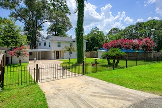 118 Waterwood Dr, Huffman, TX 77336