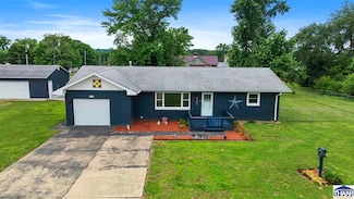 729 Monroe St, Montezuma, IN 47862