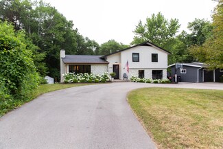 4747 Burton St SE, Grand Rapids, MI 49546