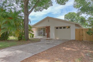 321 45th Ave N, Saint Petersburg, FL 33703