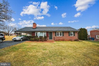 18611 Orchard Hills Pkwy, Hagerstown, MD 21742
