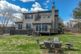 169 Haunted Cir, Coxsackie, NY 12051