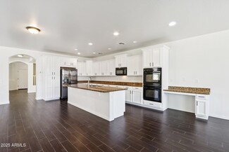 2542 N Riley Rd, Buckeye, AZ 85396
