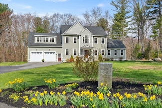 1 Courtney Ln, Westford, MA 01886