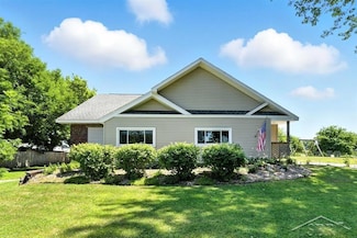 2515 S 11 Mile Rd, Linwood, MI 48634