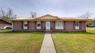 2019 Aberdeen Rd, Dothan, AL 36301