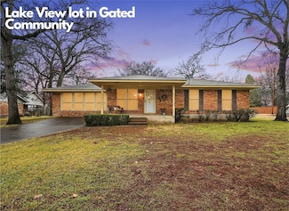 169 Santa Monica Dr, Mabank, TX 75156