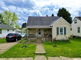 1140 Lindbergh Ave, Zanesville, OH 43701