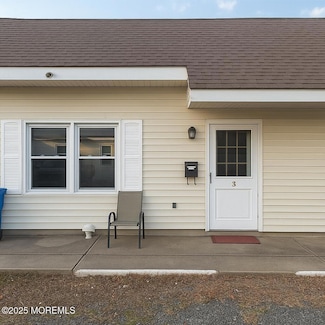 273 Port Monmouth Rd Unit 3, North Middletown, NJ 07748