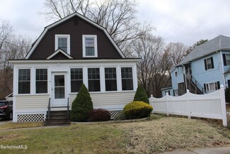 25 Taylor St, Pittsfield, MA 01201
