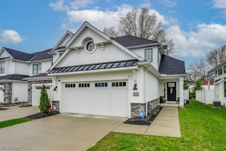 2842 Riviera Dr, Fairlawn, OH 44333