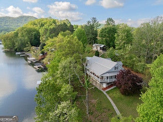 97 Kilmoore Ln, Hayesville, NC 28904