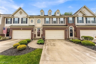 943 Tradewinds Cove Unit B12, Painesville, OH 44077