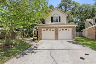 105 Queens Ct, Goose Creek, SC 29445