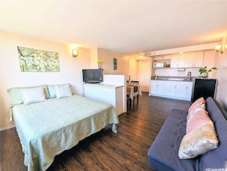 444 Niu St Unit 3708, Honolulu, HI 96815