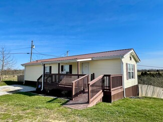 690 Rose Hill Rd, Carlisle, KY 40311