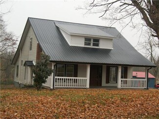 311 S Church St, Adams, TN 37010