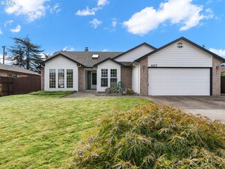 407 NW 46th St, Vancouver, WA 98663