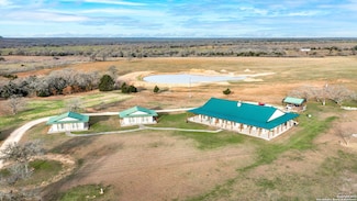 126 Mariana Dr, Red Rock, TX 78662