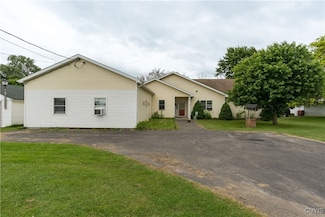 3762 County Route 6, Hammond, NY 13646