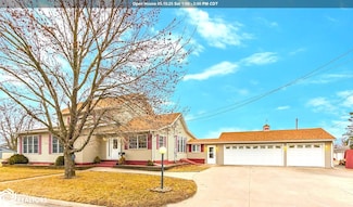 1201 E 2nd St, Washington, IA 52353