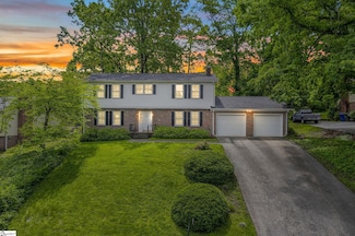 10 E Woodburn Dr, Taylors, SC 29687