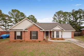 177 Nomad Cir, Kinsey, AL 36303